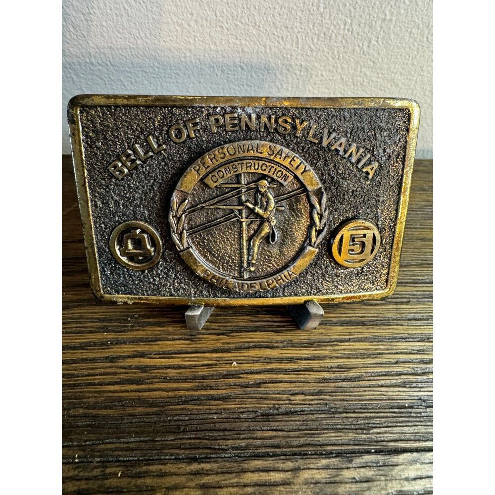 Rare hard to find Bell of Pennsylvania belt buckle 1983 Limited Edition